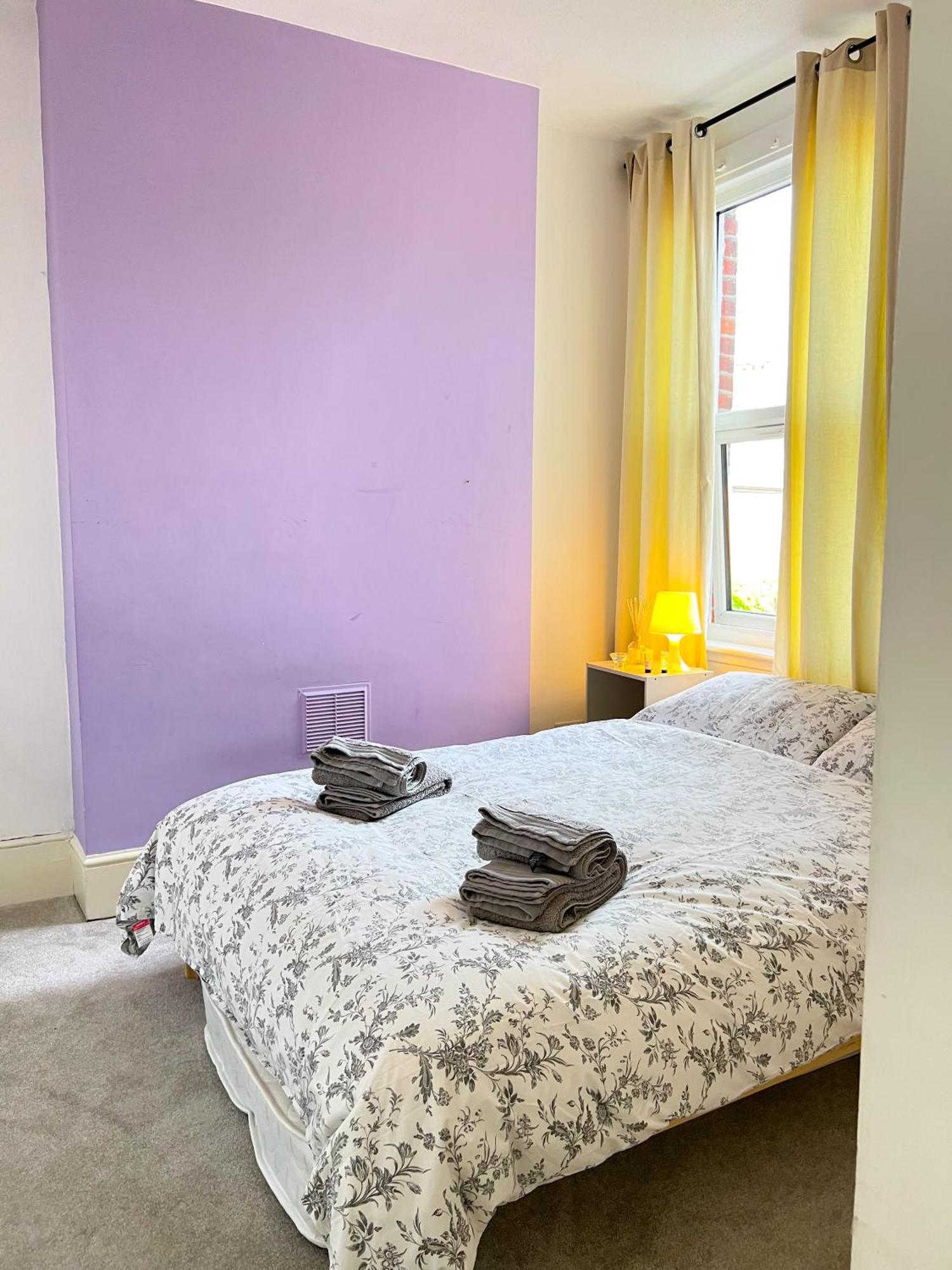 Welcome 2 Bedrooms Flat In Wimbledon London Eksteriør billede