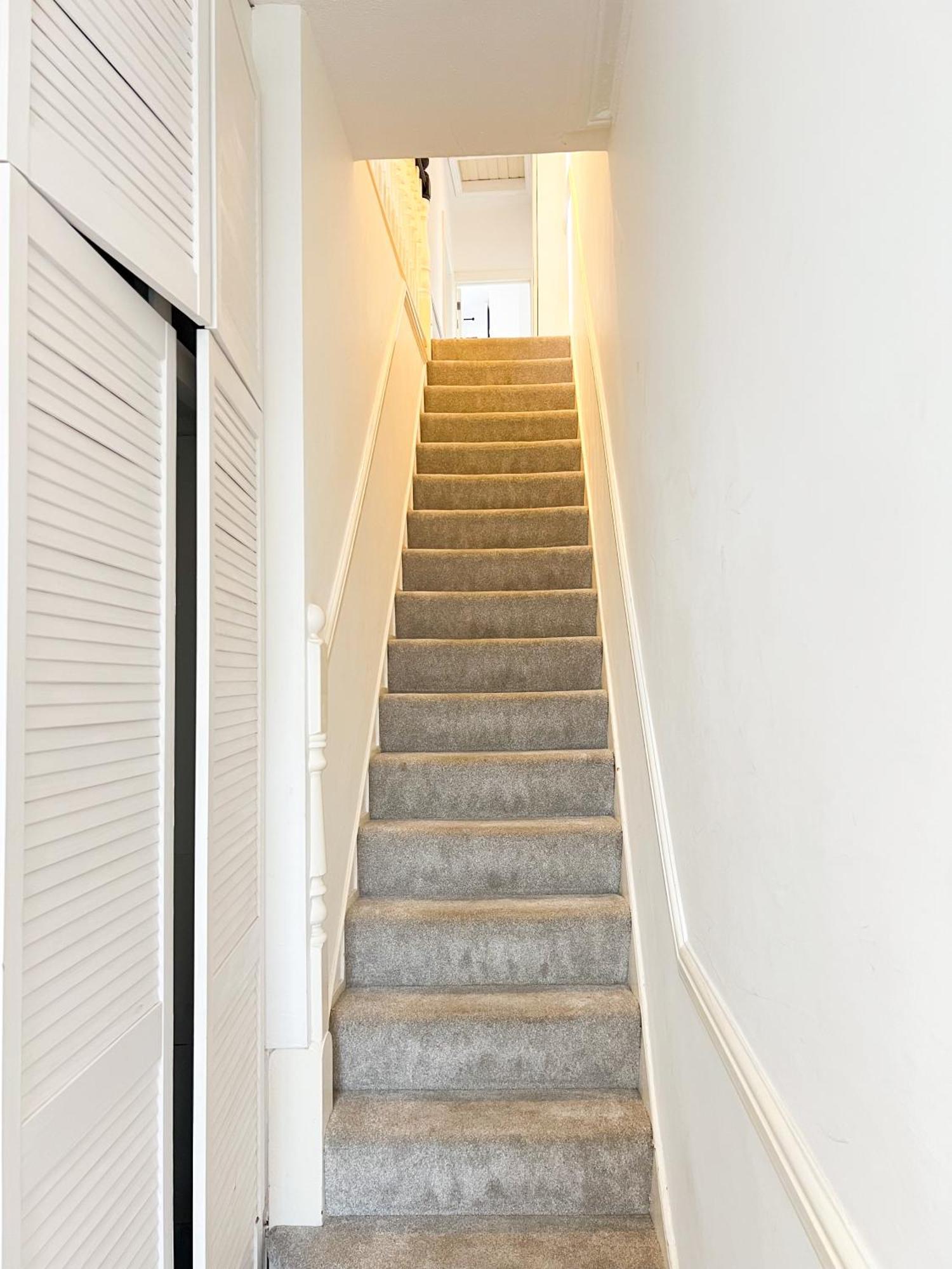 Welcome 2 Bedrooms Flat In Wimbledon London Eksteriør billede